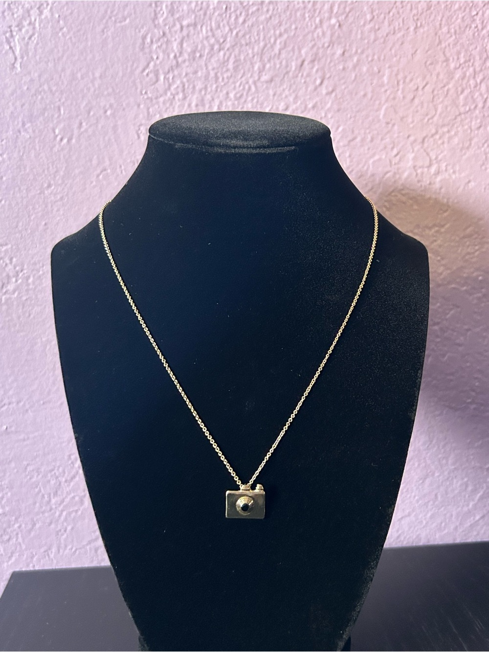Gold Camera Pendant Necklace